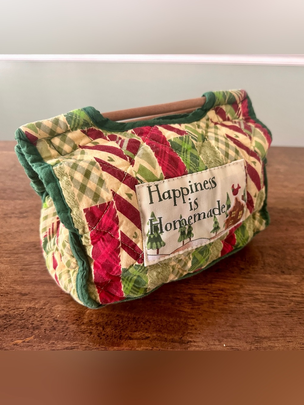 ‘Happiness is Homemade’ Christmas/Winter Quilted Bag for Baked Goods, Gifts, etc